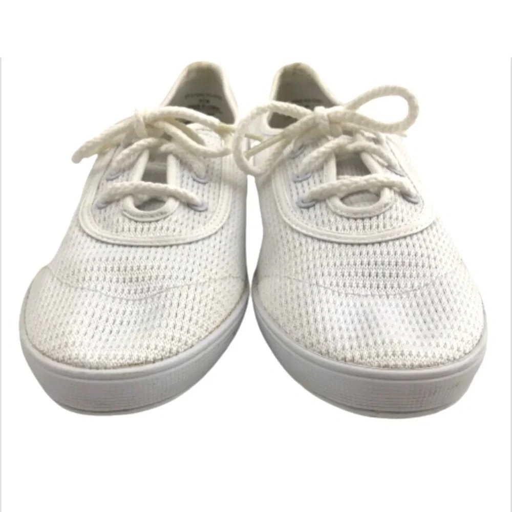 Keds Lace Up White Shoes size 9.5